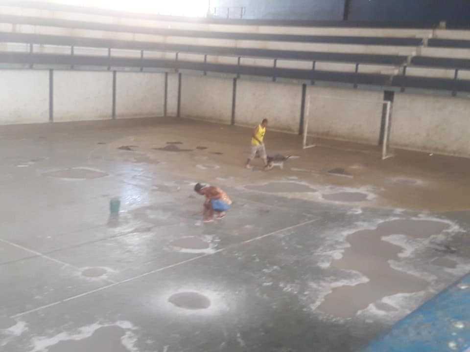 Camacã: Ginásio de Esportes Recebe pequenas Obras de Manutenção